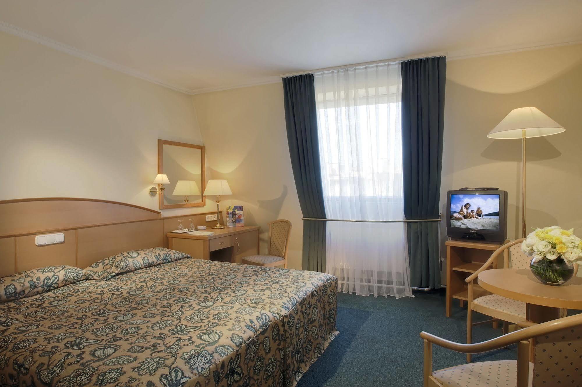 Danubius Hotel Erzsébet City Center Budapest Kültér fotó